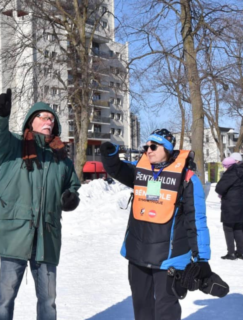 DELUXE personalized bib