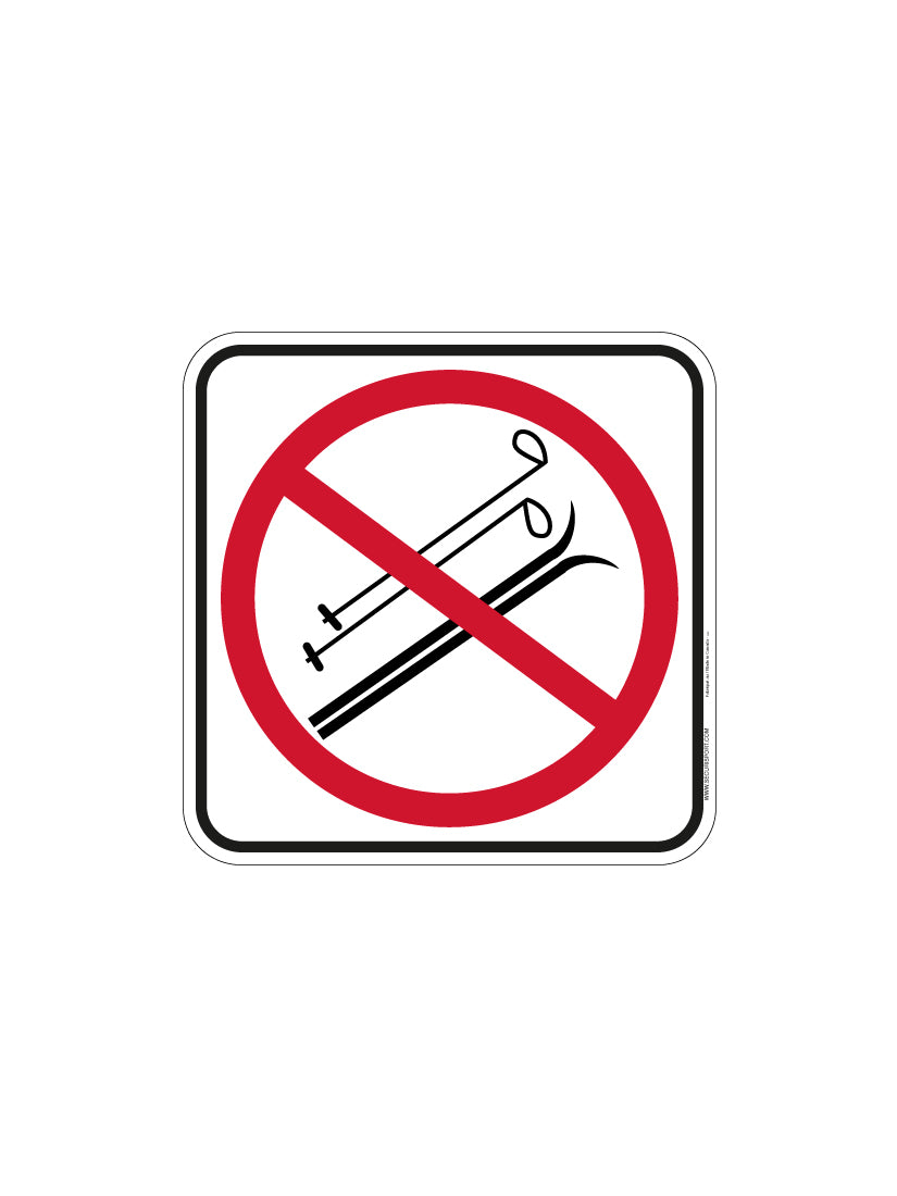 Panneau Ski et batons interdits