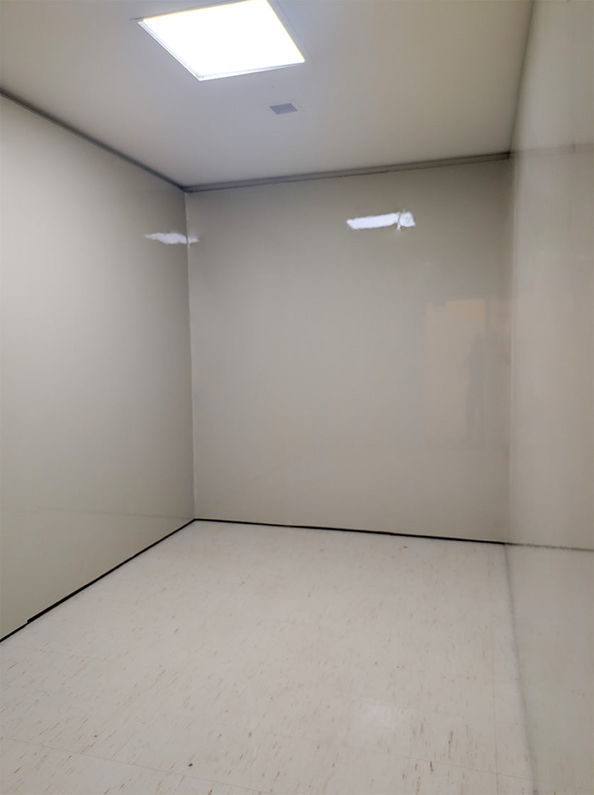 <tc><font color="#000000"><span style="background-color: rgb(213, 243, 248);">Seamless seclusion room</span></font></tc>